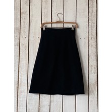 Küçüğüm Butik Siyah Kaşe Kısa Etek