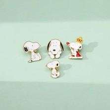 Lolandwiki 25 Snoopy Broş Sevimli Karikatür Japon Rozeti Öğrenci Kişilik Erkek ve Kadın Pimleri Neckpins Çanta Süslemeleri Anime Emaye Arkadaşlar (Yurt Dışından)