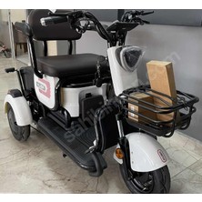 Kuba Grape 15 Elektrikli Üç Tekerlekli Scooter Beyaz