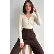 Butik Serdivan Fitilli Siyah Krem V Yaka Kadın Kazak Likralı Altın Yaldız Üç Düğmeli Trend