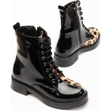 Ellolita Luxury Shoes 02-3055 Siyah Rugan Leopar Bağcıklı Fermuarlı Günlük Kadın Bot