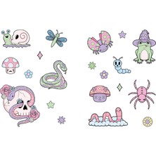 The Creepy Cute Sticker Book: 500  Stickers To Scare You Silly