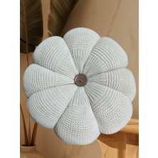 Butamteks 40 x 40  cm  Papatya Şeklinde Triko Kırlent - Şıklık ve Doğallığın Buluşma Noktası