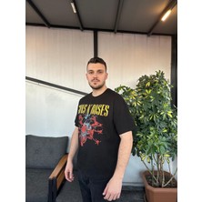 Kübra tekstil Erkek Guns N'roses Lisanslı Baskılı Kısa Kollu Bisiklet Yaka Rahat Kalıp Tişört/t-Shirt/tshirt