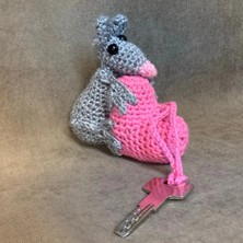 Uretti El Örgüsü Sevimli Fare Amigurumi Anahtarlık / Çanta Süsü - 8 x 10 cm