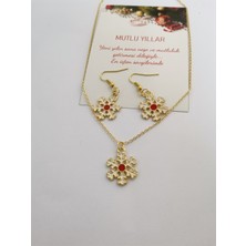 Minik Adımlar Yılbaşı Hediyesi Yeni Yıl Hediye Noel Temalı Charm Kolye ve Küpe