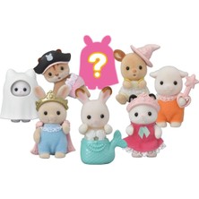 Sylvanian Families Sevimli Kostüm Temalı Sürpriz Mini Bebek - 5 cm - 4 Adet