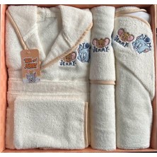 Özdilek Tom & Jerry Lisanslı Nakışlı Bambu Bebek Bornoz Seti
