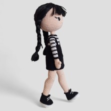 Wednesday Addams Amigurumi El Örgüsü Çocuk Oyuncak