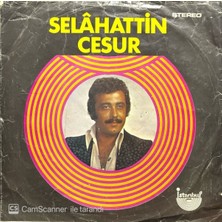 Selahattin Cesur – Üvey Kulunmuyum Ben Senin Tanrım 45'lik Plak