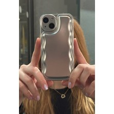 Paladyum Case Apple iPhone 14 Uyumlu Zigzaglı Dalgalı Gümüş Puf Kılıf