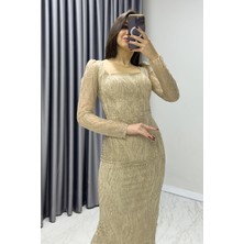 The ZKS Kadın Kare Yaka Gold Simli Uzun Kol Midi Abiye Elbise Beyaz, İndigo, Pudra, Siyah, Lacivert, Bordo, Gold Zümrüt Yeşil