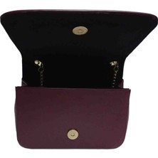 Frezya Zincir Askılı Kadın Omuz Çantası Günlük ve Abiye Çanta  
ürün Ölçüleri 
EN:18CM
BOY:13CM
GENIŞLIK:8CM