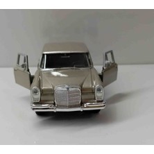 Welly Dianomi Welly 1:32 Ölçek Mercedes Benz 600 Çek Bırak Metal Araba