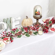 Echo Chicly Kırmızı Meyveli Noel Çelengi ve Çam Kozalağı Yapay Çelenk (Yurt Dışından)