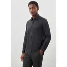 İmza Siyah Uzun Kollu Sert Yaka Cepsiz Pamuklu Likralı Klasik Slim Fit Dar Kesim Gömlek 1004245234