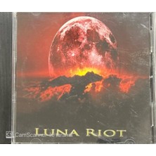 Luna Riot CD