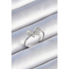 Callerrons Accessories Gümüş Renk Zirkon Taşlı Beyaz Mineli Kelebek Model Kadın Yüzük - EBJ241214W29780