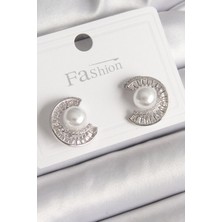 Callerrons Accessories Gümüş Renk Zirkon Taşlı Salyangoz Model Inci Detay Kadın Küpe - EBJ241214W29910