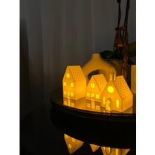 Kstech 3'lü Set Kış Evi, Noel Evi, Yılbaşı Evi Temalı Dekoratif Süs ve Obje, Tealight LED Mumlar Dahil