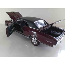 AutoWorld Dianomi Autoworld 1:18 1966 Chevrolet Chevelle Ss 396 ( Diecast Metal Model)