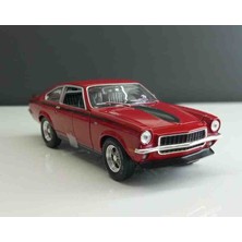 AutoWorld Dianomi Autoworld 1:18 Ölçek 1972 Chevy Vega Yenko ( Diecast Metal Model)