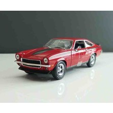 AutoWorld Dianomi Autoworld 1:18 Ölçek 1972 Chevy Vega Yenko ( Diecast Metal Model)