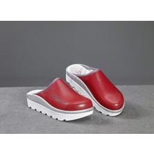 Traktör Taban Delikli Kadın Sabo Terlik Kırmızı