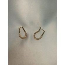 Oval Model Taşlı Gold Küpe