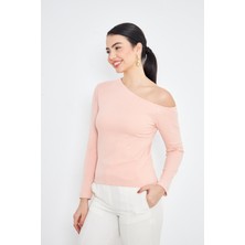  Pembe Asimetrik Yaka Tek Omuz Açık Uzun Kollu Kadın Fit Bluz - 2463