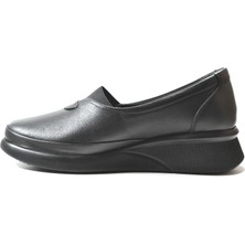 Beety 410-01 Hakiki Deri Siyah Lastikli Ortopedik Kadın Anne Ayakkabı