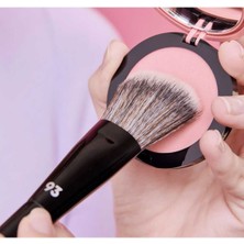 Sephora Pro Brush - Allık Fırçası #93