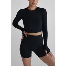 Lady Hazal Siyah Bisiklet Yaka Crop Uzun Kol Tshirt Darkalıp Soft Touch Pamuklu Kumaş Parmak Detaylı Spor Body