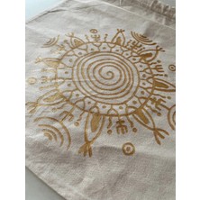 Majalis Design Mistik Güneş Desenli, Yaşam Figürlü, Altın Yaldızlı, Çok Amaçlı El Boyaması Bez Kese/poşet, 40  x  40