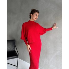 Dokulu Yırtmaç Detaylı Etek ve Bluz 2'li Takım