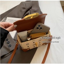 Muchen Yeni Geniş Omuz Askısı Kadın Çantası Yüksek Kaliteli Retro Doku Vahşi Çapraz Omuz Çantası Küçük Kare Çanta (Yurt Dışından)