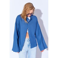 Indigo Kolları Salaş Yıkamalı Müslin Oversize Rahat Kalıp Kadın Basic Gömlek| MKS166881-01