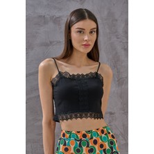 SHUGAA Kadın Dantel Detay Crop