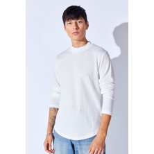 Bisiklet Yaka Jakarlı Dokulu Kumaş Slim Fit Basic Uzun Kol Erkek Tshirt | Beyaz MANW229954-1