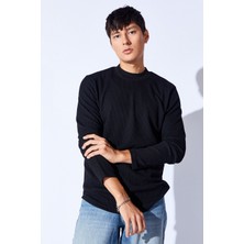 Bisiklet Yaka Jakarlı Dokulu Kumaş Slim Fit Basic Uzun Kol Erkek Tshirt | Siyah MANW229954-1