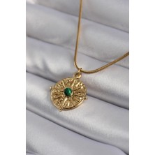 Ebijuteri 316L Çelik Gold Renk Yeşil Taşlı Kutup Yıldızı Işleme Madalyon Model Kadın Kolye