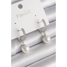 Ebijuteri Pirinç Gümüş Renk Zirkon Taşlı Sallanı Inci Model Kadın Küpe