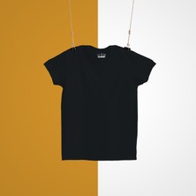Nirengi Derneği Nirengiden Aktivist Noel Baba T-Shirt (Kadın Kalıp)