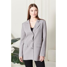 Kadın Oversize Geniş Kalıp Üç Düğmeli Cepli Basic Düz Blazer Ceket - Gri
