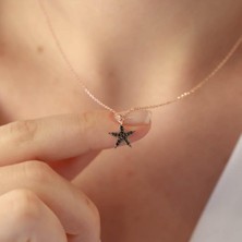 Necati Gün Mini Yıldız Siyah Zirkon Taşlı Rose Gold Kaplama Gümüş Kolye