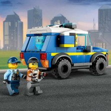 LEGO City Acil Durum Araçları Merkezi 60371