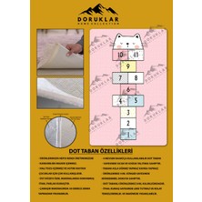 Doruklar Home Collection Kaymaz Taban Yıkanabilir Seksek Desenli Çocuk Halısı