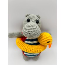 Amigurumi El Örgüsü Simitli Hipopotam Oyuncak