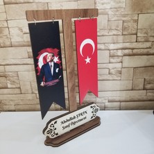 Kişiye Özel Ahşap Kırlangıç Bayrak Masa Isimliği