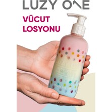 Luzy One Vücut Losyonu – Yoğun Nemlendirme ve Ferah Kokusu ile Pürüzsüz Cilt Orman Meyvesi Kokulu